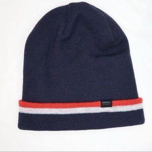 🔴 Levi’s Beanie